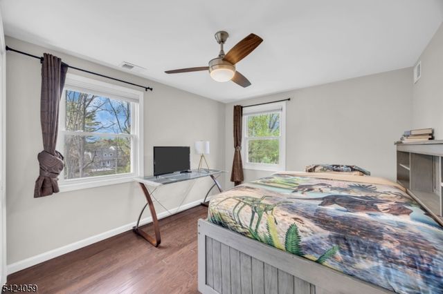 66 Johnson Rd, Franklin Twp., NJ 08873