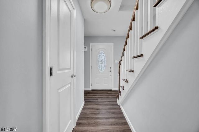 66 Johnson Rd, Franklin Twp., NJ 08873