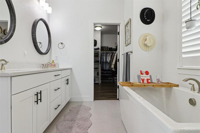 10534 Oncilla Lane, Lone Tree, CO 80124