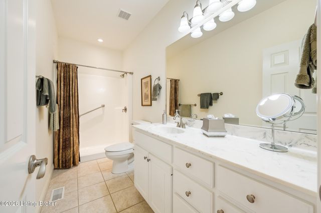 6533 Villa Spring Dr, Louisville, KY 40291