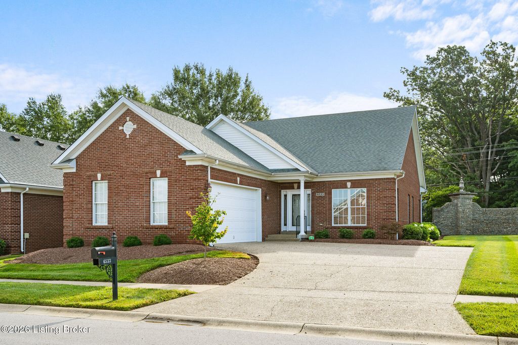 6533 Villa Spring Dr, Louisville, KY 40291