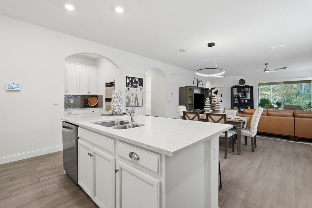 Image 13 of property listing at 2974 MONAGHAN DRIVE, Ormond Beach, FL 32174