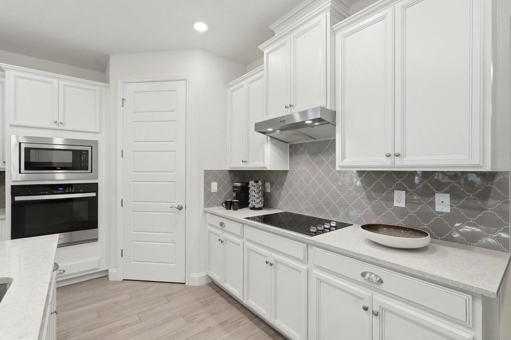 Image 14 of property listing at 2974 MONAGHAN DRIVE, Ormond Beach, FL 32174