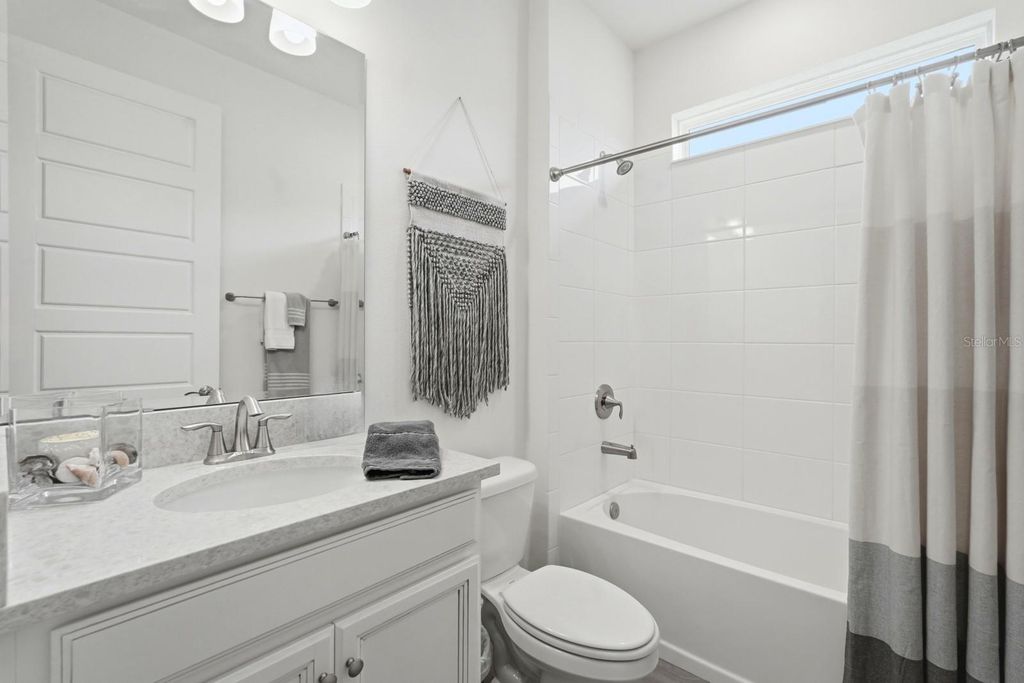 Image 25 of property listing at 2974 MONAGHAN DRIVE, Ormond Beach, FL 32174