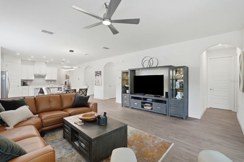 Image 9 of property listing at 2974 MONAGHAN DRIVE, Ormond Beach, FL 32174