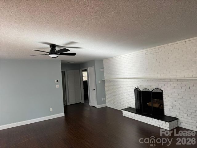 4488 Giles Avenue, Sherrills Ford, NC 28673