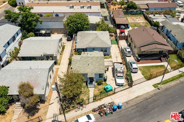 11012 Willowbrook Avenue, Los Angeles, CA 90059