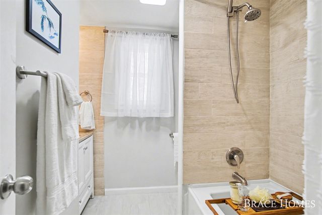 1935 Ball Avenue, Grand Rapids, MI 49505