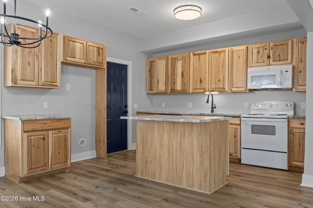 723 N Market Street, Washington, NC 27889