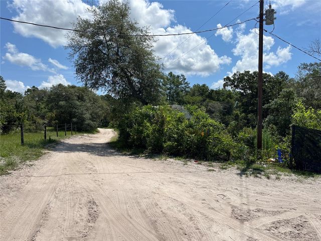 42334 W LAKE ROAD, Deland, FL 32720