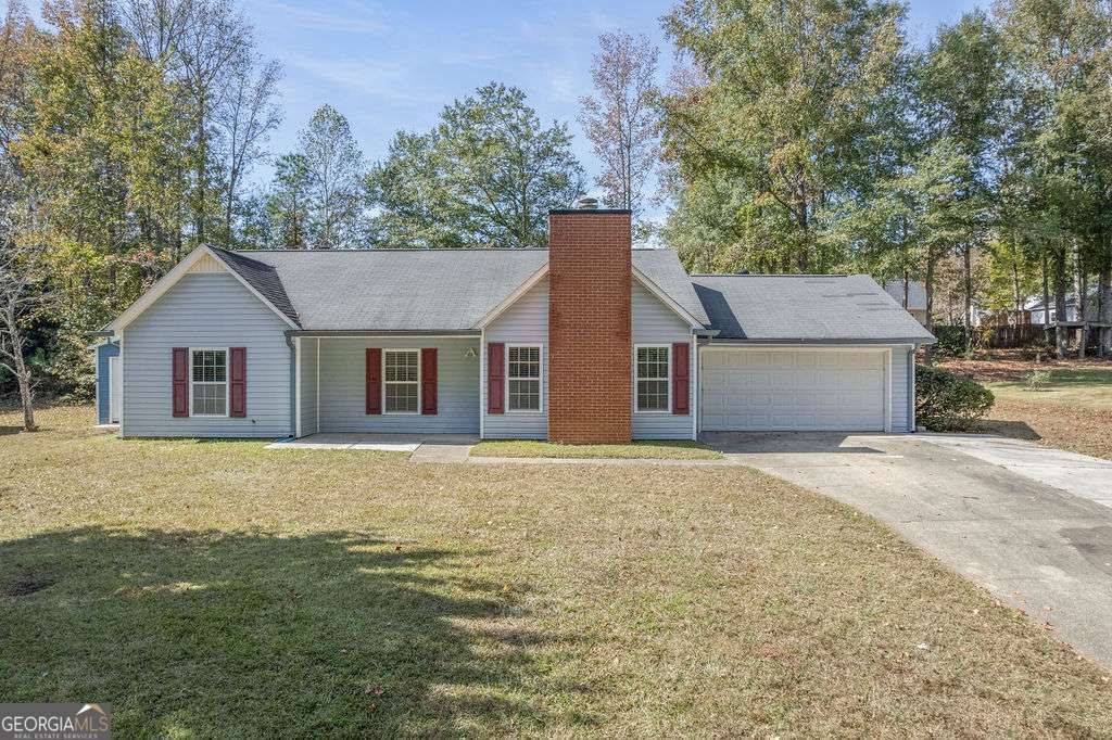 35 Pine Grove Circle, Newnan, GA 30263