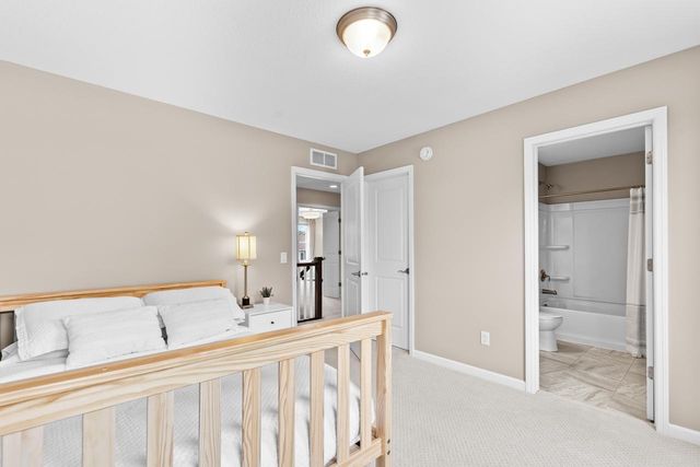 16920 Reeder Ridge, Eden Prairie, MN 55347