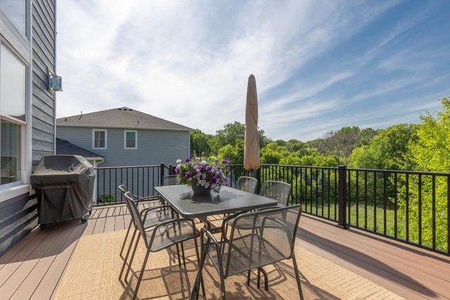 16920 Reeder Ridge, Eden Prairie, MN 55347