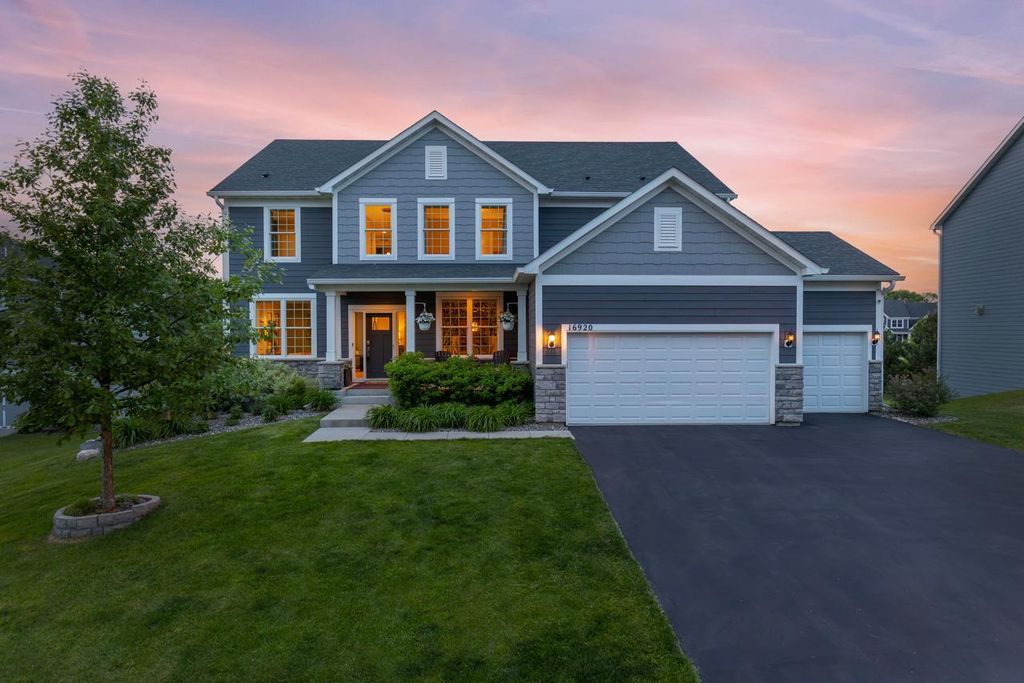 16920 Reeder Ridge, Eden Prairie, MN 55347