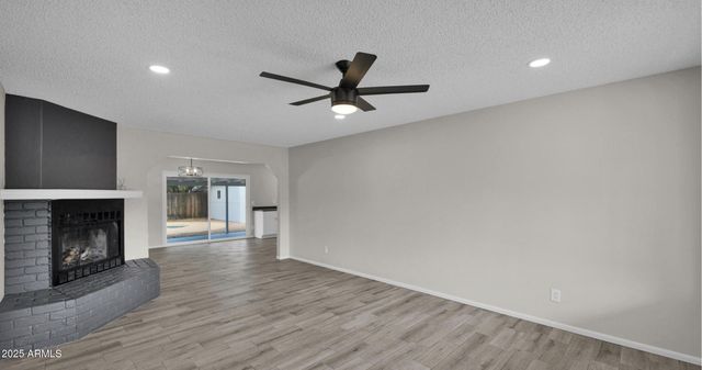 5214 W CHOLLA Street, Glendale, AZ 85304