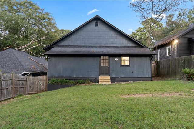 325 Holderness Street SW, Atlanta, GA 30310