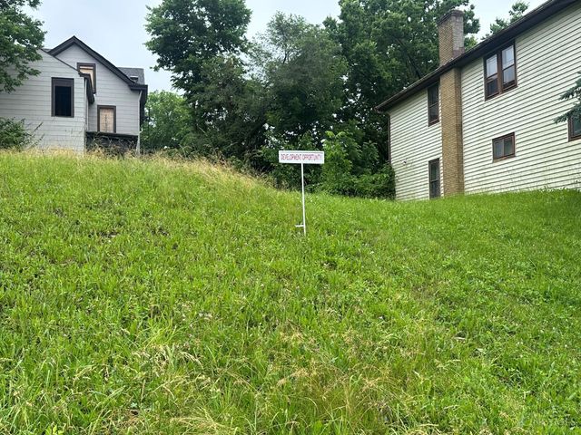 962 Wells Street, Cincinnati, OH 45205