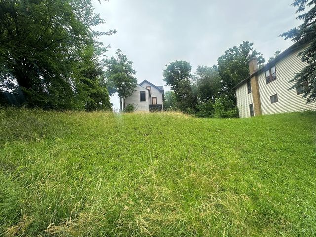962 Wells Street, Cincinnati, OH 45205