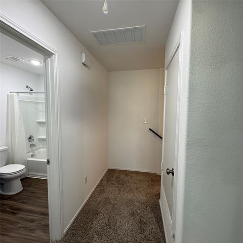 13711 Mussel RUN, Elgin, TX 78621