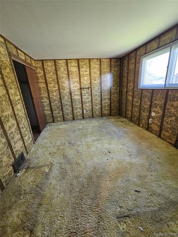 34918 Winslow Street, Wayne, MI 48184