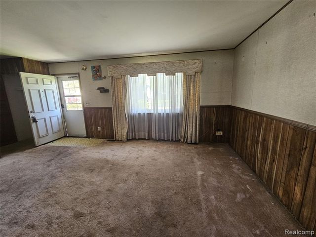 34918 Winslow Street, Wayne, MI 48184