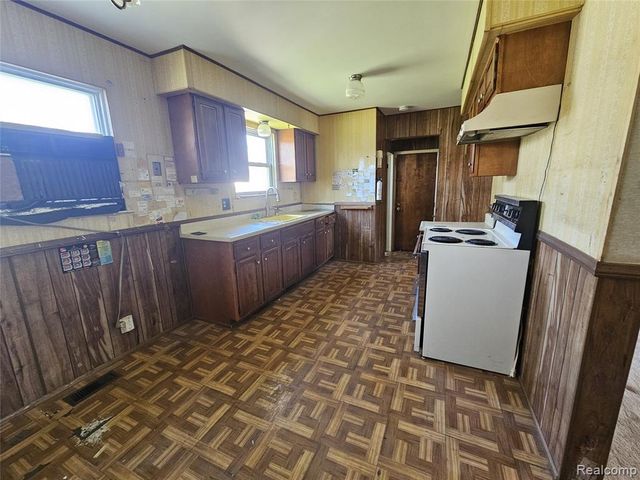 34918 Winslow Street, Wayne, MI 48184