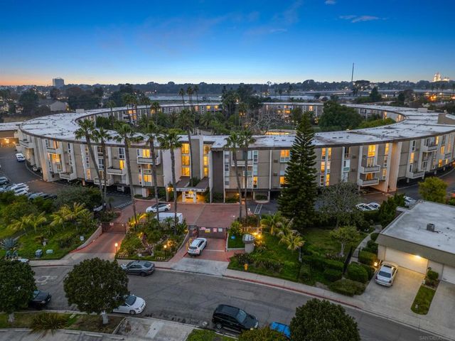 3050 Rue D'Orleans 358, San Diego, CA 92110