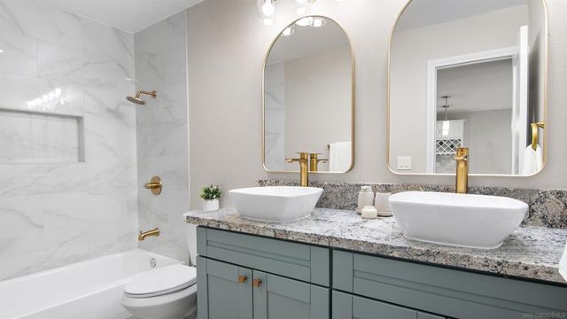 3050 Rue D'Orleans 358, San Diego, CA 92110