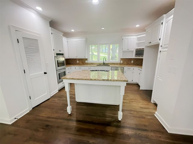 3813 E 99th Place, Tulsa, OK 74137