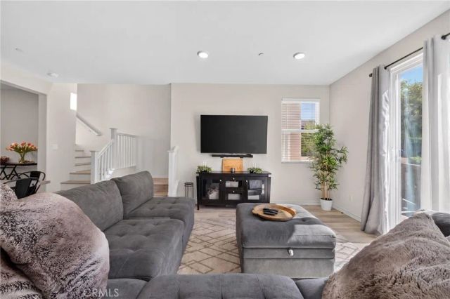 8576 Corsica, Buena Park, CA 90620