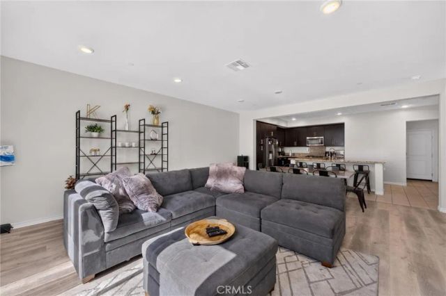 8576 Corsica, Buena Park, CA 90620