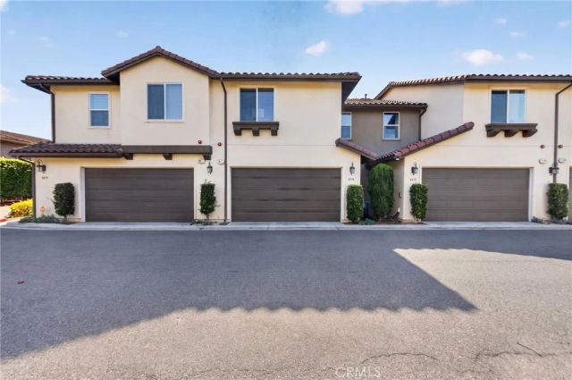 8576 Corsica, Buena Park, CA 90620
