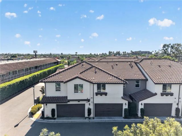 8576 Corsica, Buena Park, CA 90620