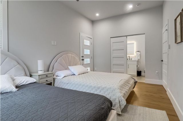 1111 W Annie ST B, Austin, TX 78704