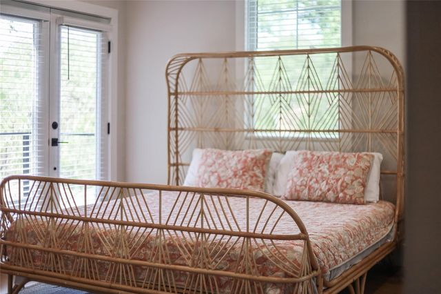 1111 W Annie ST B, Austin, TX 78704