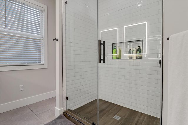 1111 W Annie ST B, Austin, TX 78704