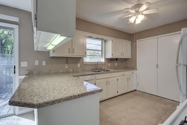 1409 E 6th Street, Joplin, MO 64801