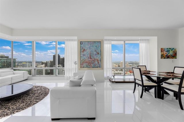 1425 Brickell Ave 54C, Miami, FL 33131