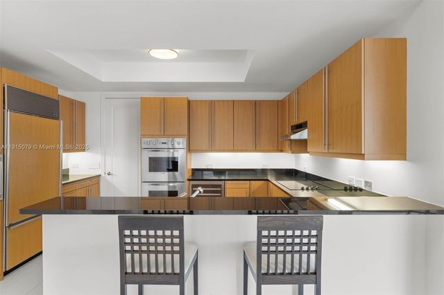 1425 Brickell Ave 54C, Miami, FL 33131