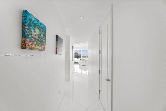 1425 Brickell Ave 54C, Miami, FL 33131