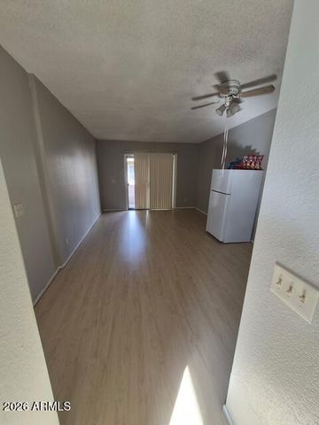 2838 E MONTE CRISTO Avenue 102, Phoenix, AZ 85032
