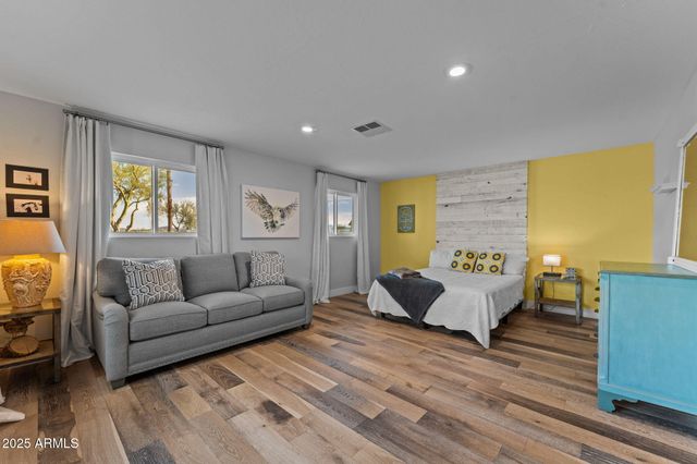 1890 HILLSIDE Drive, Wickenburg, AZ 85390