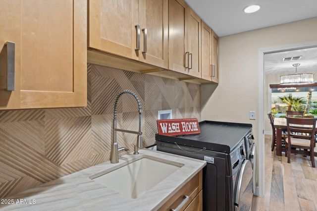 1890 HILLSIDE Drive, Wickenburg, AZ 85390