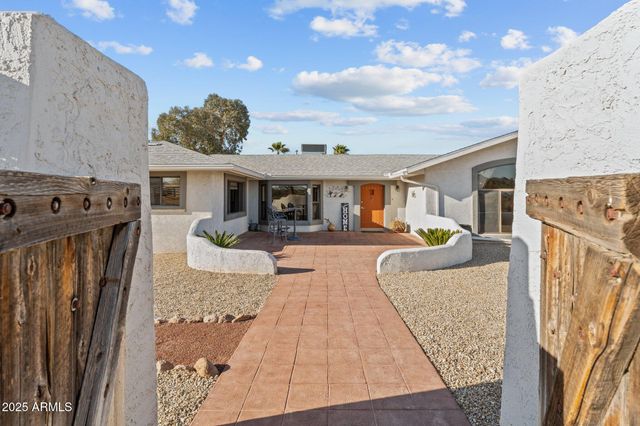 1890 HILLSIDE Drive, Wickenburg, AZ 85390