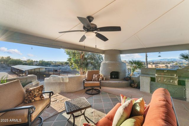 1890 HILLSIDE Drive, Wickenburg, AZ 85390