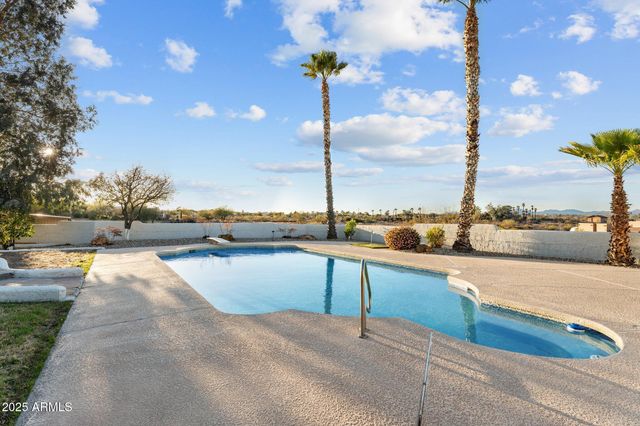 1890 HILLSIDE Drive, Wickenburg, AZ 85390