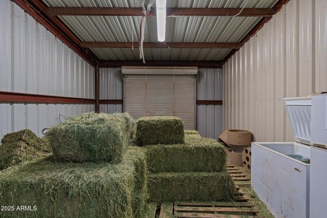 1890 HILLSIDE Drive, Wickenburg, AZ 85390