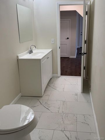 14405 Syracuse Street, Taylor, MI 48180