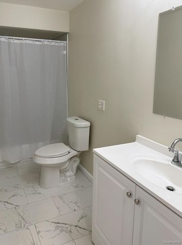 14405 Syracuse Street, Taylor, MI 48180