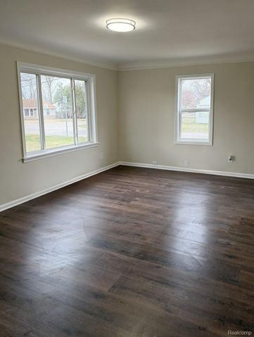 14405 Syracuse Street, Taylor, MI 48180